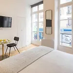 Cosy Studio In The Heart Of Belleville