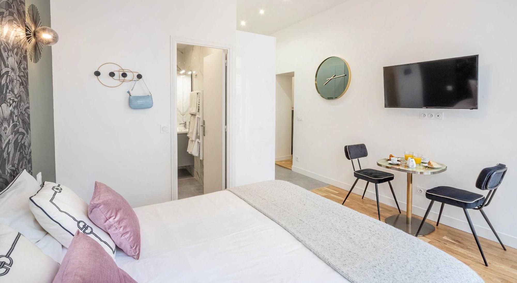Cosy In The Heart Of Belleville Apartment